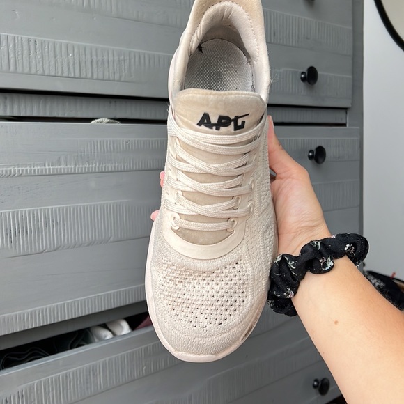 APL TechLoom Tracer sneakers size 7.5 womens / 6 mens - Picture 3 of 6